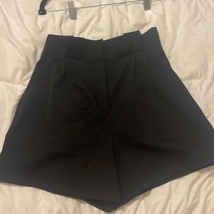 Black high waisted Leith shorts